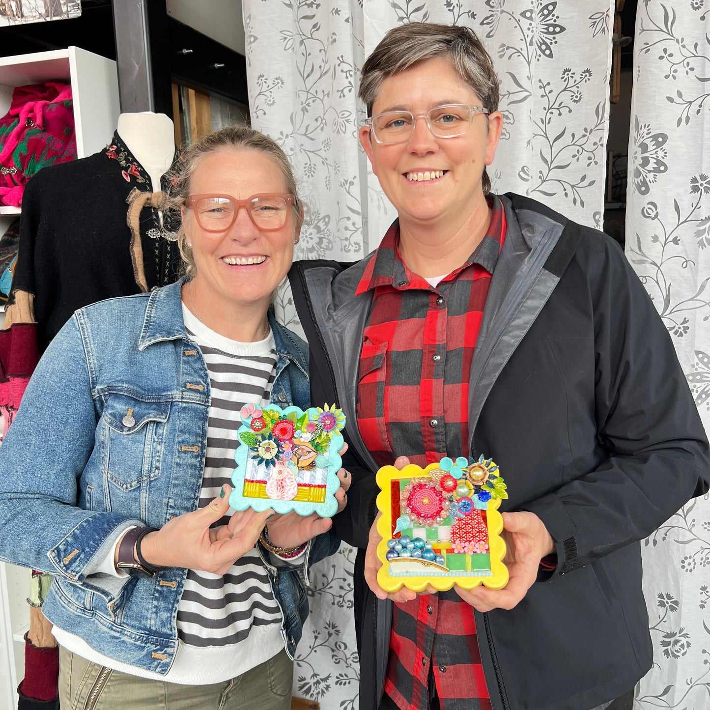 NEW! Mini Mosaic Floral Classes, Minneapolis Studio | Saturday, October 25th, 2025 (3 spots left!)