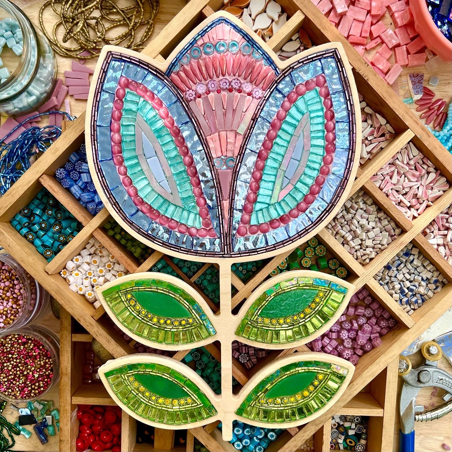 Sharra's Shapes | Flower Mosaic Frame