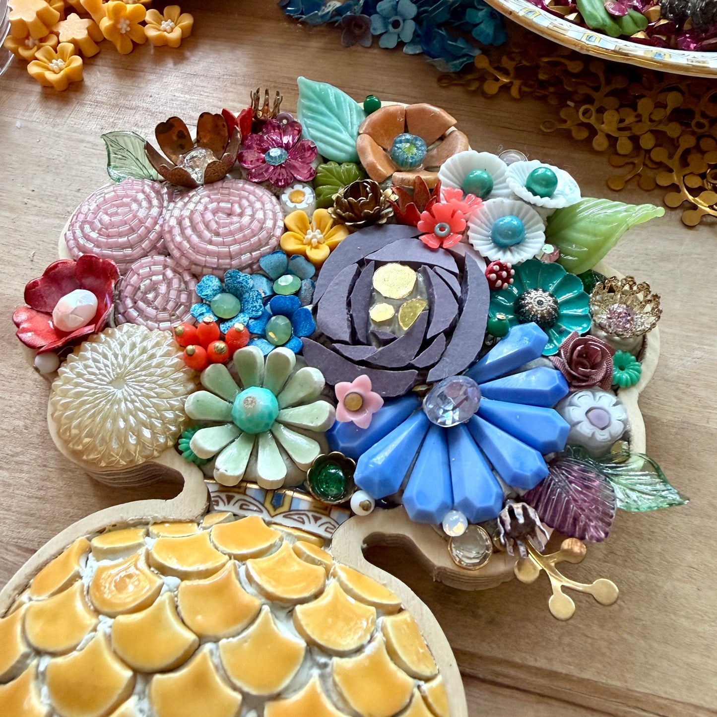 New! Mini Beaded Mosaic Bouquet Kit (Waitlist)